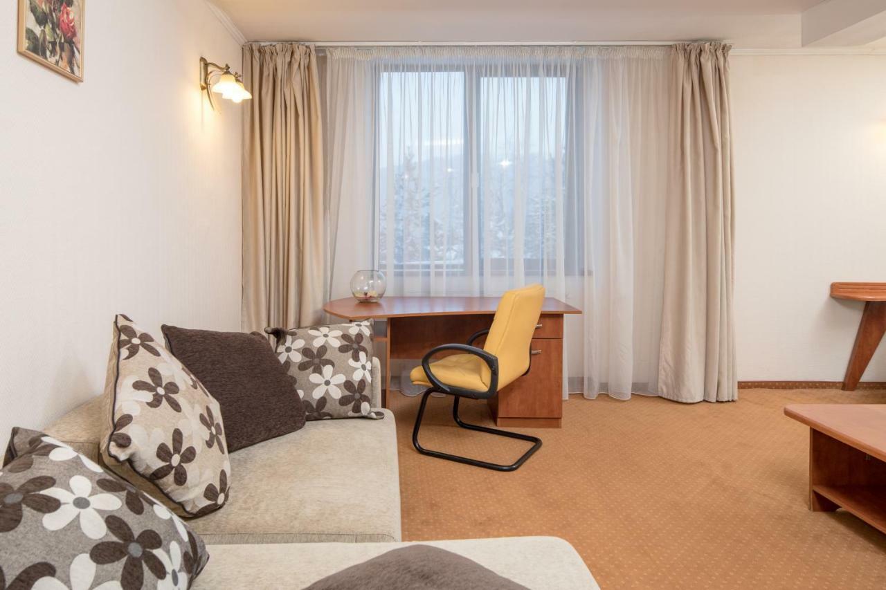 Hotel Rozmarin Predeal Zewnętrze zdjęcie
