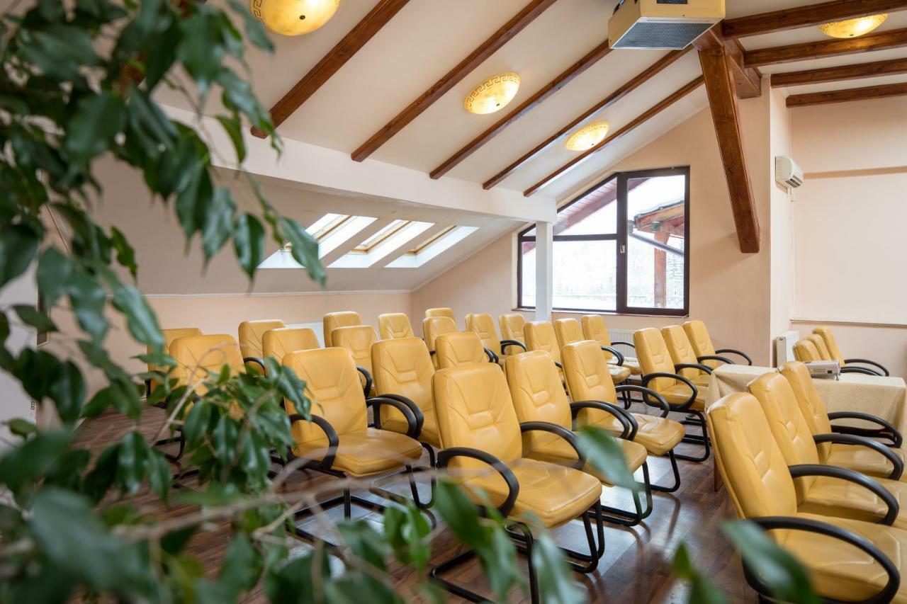 Hotel Rozmarin Predeal Zewnętrze zdjęcie